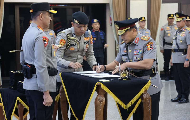 Dilantik Jadi Kabaharkam Polri, Komjen Herry Heryawan Bicara Amanah dan Pengabdian
